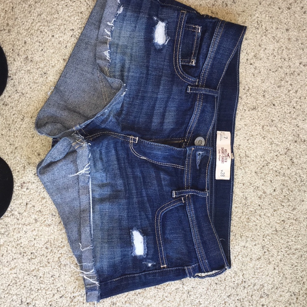 Low-rise Dark Wash denim Hollister shorts